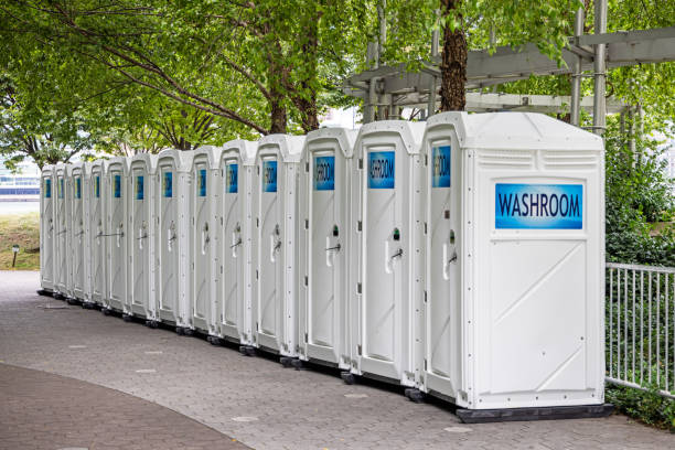 Best High-end porta potty rental  in Graceville, FL